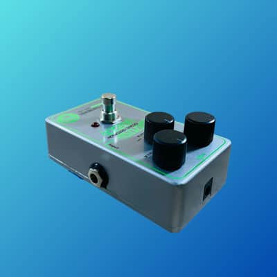 Electro-Harmonix / JHS Nano Lizard Queen Octave Fuzz image 3