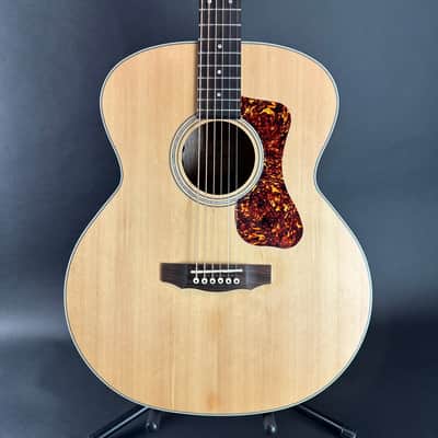 Used Guild BT240E Baritone w/case TSU17832 image 1