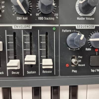 Arturia MicroBrute 25-Key Synthesizer 2014 - Present - Black image 8