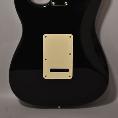 2005 Fender Standard Stratocaster HSS MIM Black w/HSC image 4