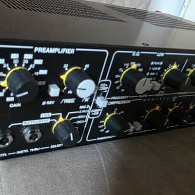 Drawmer 1977 Chanel Strip, Mic Preamp, Equalizer, Compressor and Saturator image 7