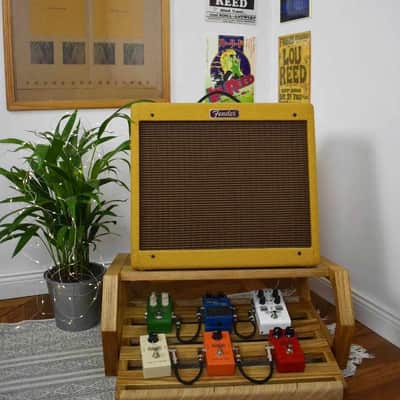 Lakefront Bright Braids pedalboard & Deluxe Amp stand set,  custom made solid wood guitar amplifier cabinet stand, mid century modern speaker stand 2024 - natural image 2