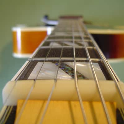 VV: IMMACULATE 2009 Peerless Monarch 17" all-solid archtop jazz guitar w/ leather HSC, Near MINT image 18