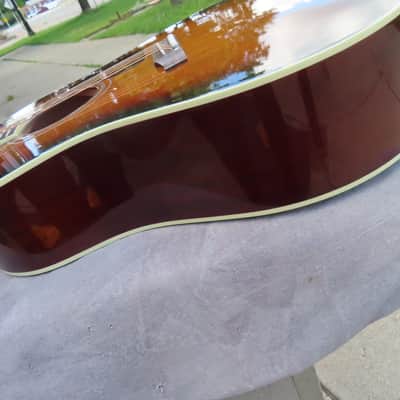 GIBSON 2025 J-45 CUSTOM SHOP GRIZZLEY SUNBURST MINT! image 8