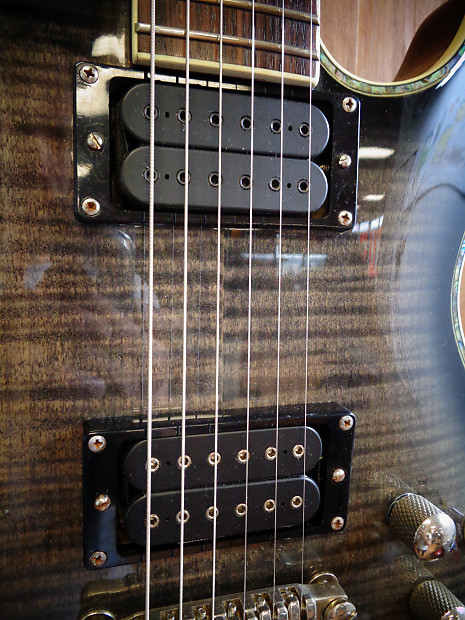 Ibanez SZ720 Flame Maple Electric Guitar w/ DiMarzio Pickups Ibanez SZ720 Flame Maple Electric Guitar w/ DiMarzio Pickups
