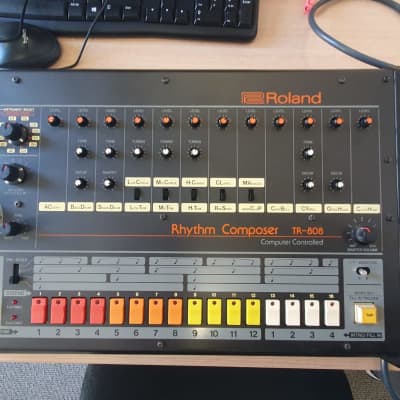 Roland TR-808 Rhythm Composer 1982 - Black