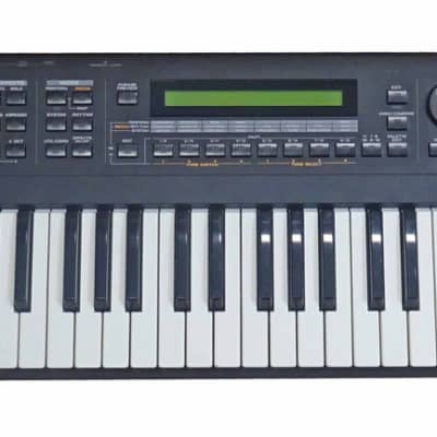 PIANO KORG 88 NOTES NOIR TOUCHER LOURD