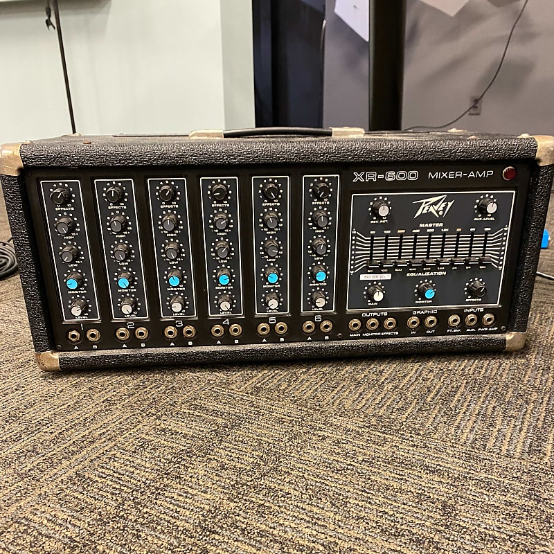Peavey XR600 Series 400 6 Channel Mixer Amp Reverb
