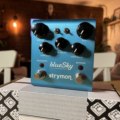 Strymon Blue Sky Reverberator V1 | Reverb UK