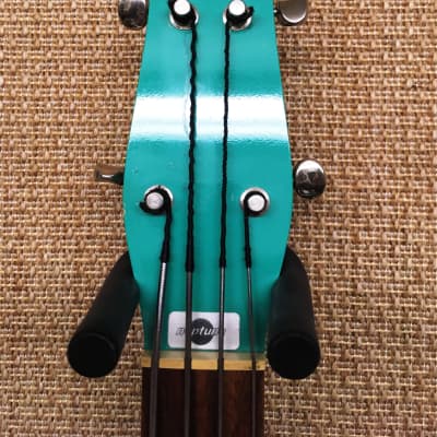 Jerry Jones Neptune Longhorn Bass, Seafoam Green Lipstick Pickups Maple, Vinyl Sides, Featherweight image 7