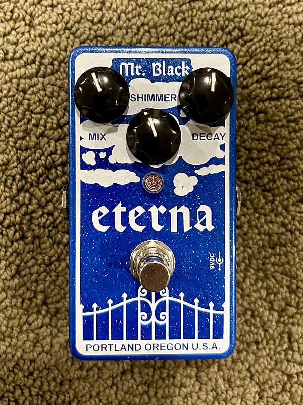 Mr. Black Eterna