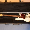 Fender Jazz Bass (USA) 2009 Ivory/White