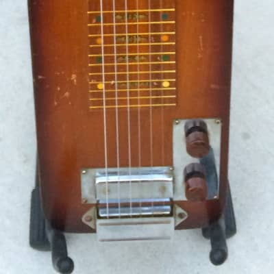 Rare Vintage USA Made Regal 1940's Lap Steel Guitar W/DeArmond Hershey Bar PU image 1