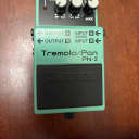 Boss PN-2 Tremolo/Pan (Silver Label) 1990 - 1995 - Green