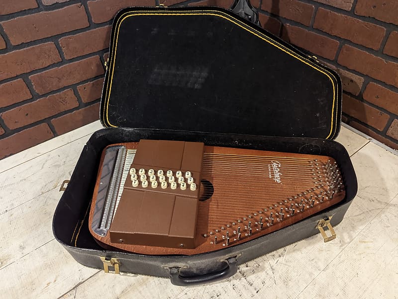 Vintage Oscar Schmidt OS21C 21 Chord Autoharp