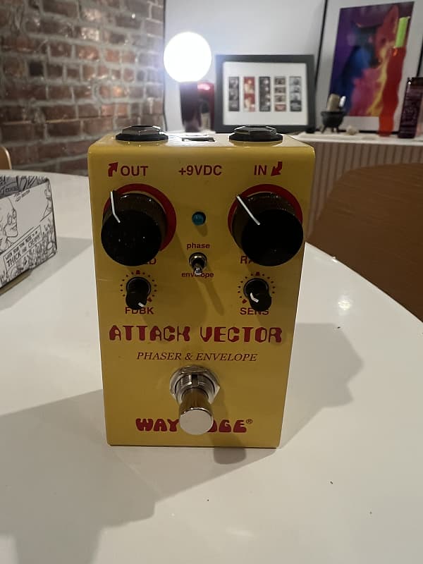 WAY HUGE® SMALLS™ ATTACK VECTOR™ PHASER & ENVELOPE