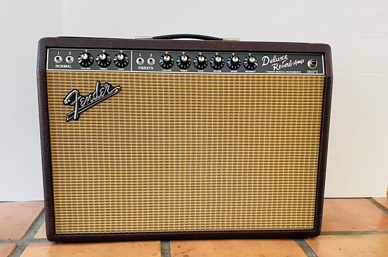 Fender '65 Deluxe Reverb Limited Edition Wine Red & Wheat Grill - never  used!