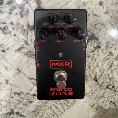 MXR analog chorus Black(国内144台限定モデル) MXR analog chorus Black(国内144台限定モデル) 国内144台限定カラー‼️MXR