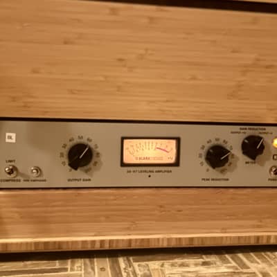 DTM・DAW KLARK TEKNIK KT-2A Amazon.com: Klark Teknik 2A-KT : Musical Instruments