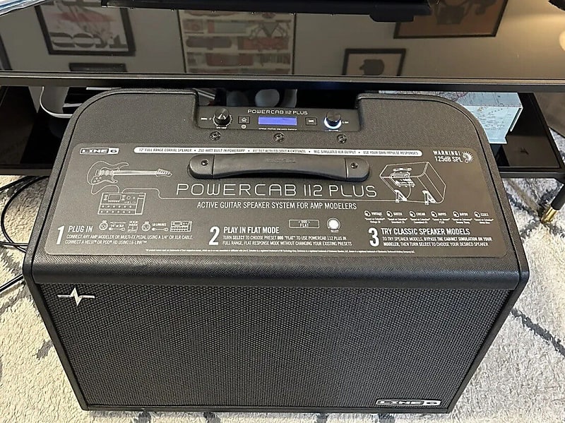 Line 6 Powercab 112 Plus 250-Watt 1x12