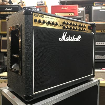 Marshall JCM 2000 TSL 122 Triple Super Lead 3-Channel 100-Watt 2x12