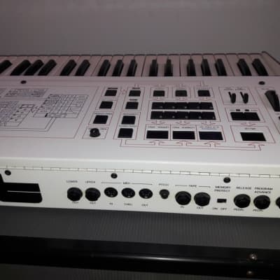 CRUMAR BIT99 white ed. vintage polyphonic synthesizer & accessories - Pro serviced image 6