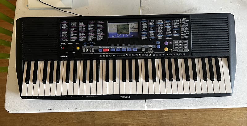 鍵盤楽器 YAMAHA PSR-190 YAMAHA Yamaha PSR-190 Synthesizer ヤマハ シンセサイザー
