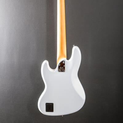 Fender American Ultra Jazz Bass V – Arctic Pearl w/Maple image 5