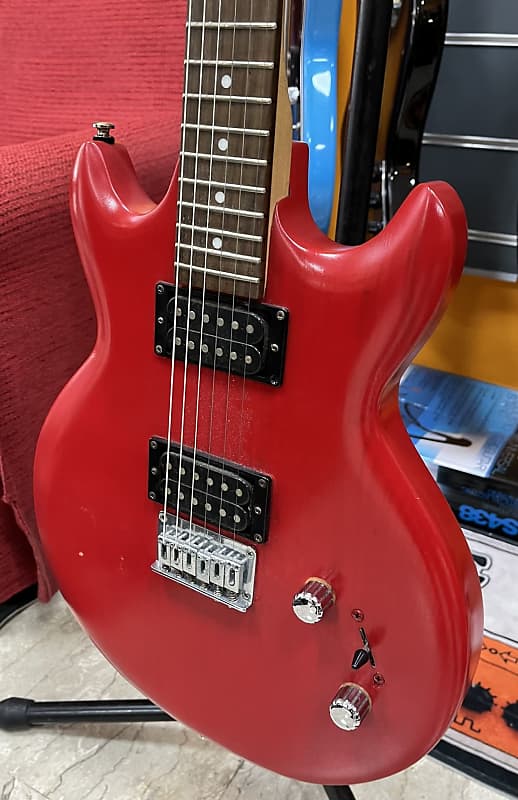 Ibanez Giò  Red electric guitar image 1