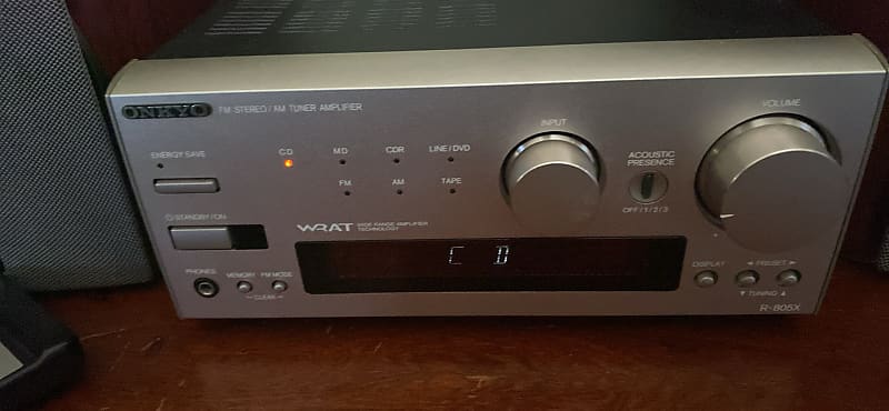 Onkyo mini stereo R805x  			