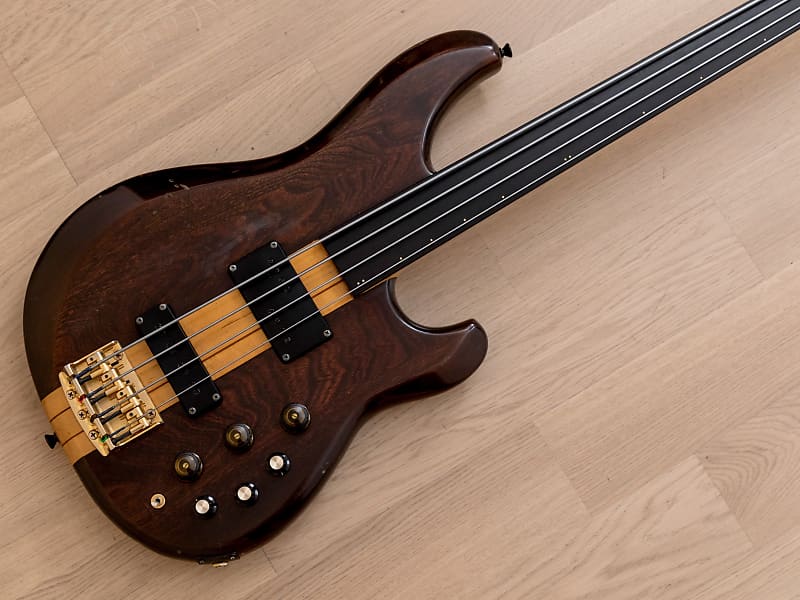 Ibanez MC940 フレットレスベース　前期型 ☆11/24まで限定価格☆￼ Ibanez MC940 フレットレス 前期型