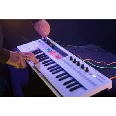 Arturia KeyStep Pro Keyboard with Advanced Sequencer and Arpeggiator image 3