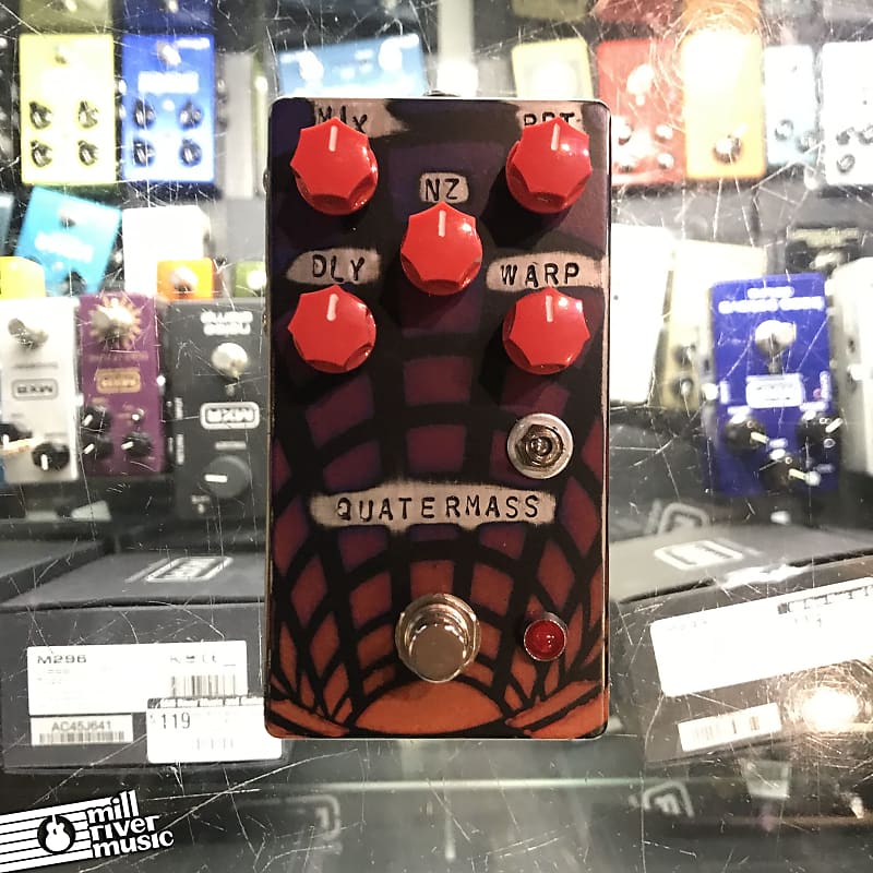 Footloose Effects Quatermass Lo-fi Delay Effects Pedal Used