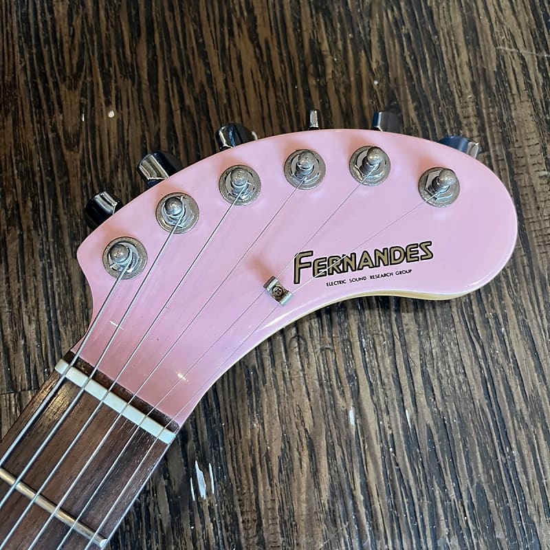 Fernandes ZO-3 Nomad Travel Guitar Built-in Amplifier and Speaker Pink