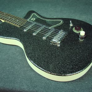 Danelectro '56 U3 Black Metal Flake Electric Guitar 3