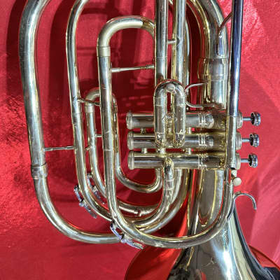 King 1122 Marching French Horn - Lacquer image 4