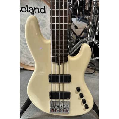 California Bassworks 5-String with EMGs w/ Case (Pre-Owned) for sale