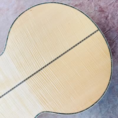 Gibson Custom SJ-200 Vine Acoustic Guitar 2004 - Natural image 16