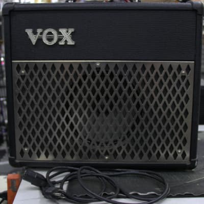 Vox DA15 15w 1x8 Guitar Combo Amp | Reverb