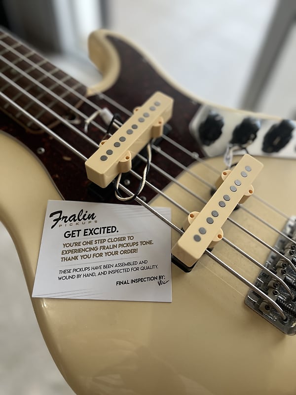 Fender American Deluxe Jazz Bass V 1999 - 2009 | Reverb Canada