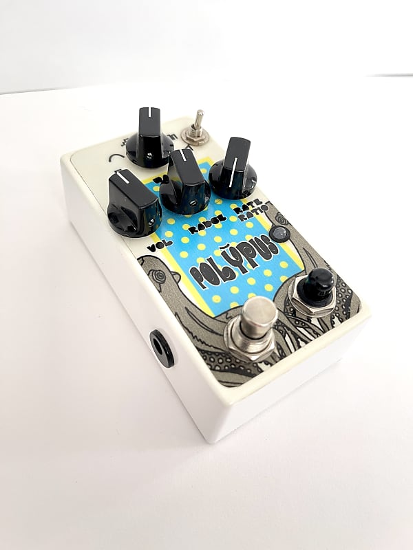 Copilot FX Polypus tremolo vibrato with tap tempo pedal | Reverb