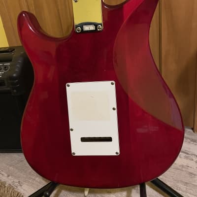 Peavey Raptor Plus HSS Electric Guitar w/ Tremolo Northeast Red w/ Rosewood Fretboard image 4