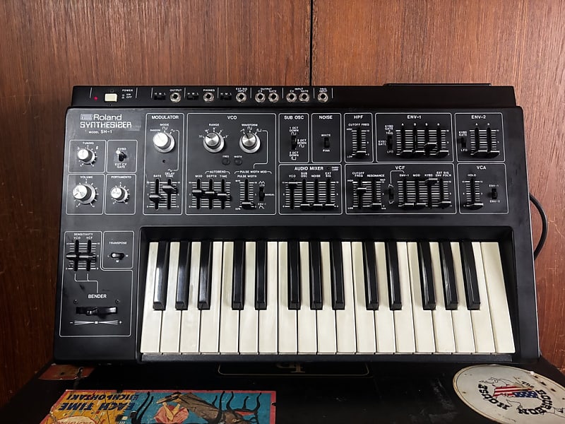 Roland SH-1 32-Key Synthesizer | Reverb