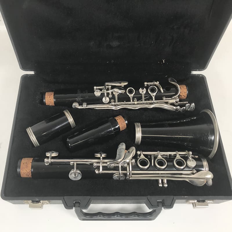 Selmer CL300 Black With Hard Case Reverb