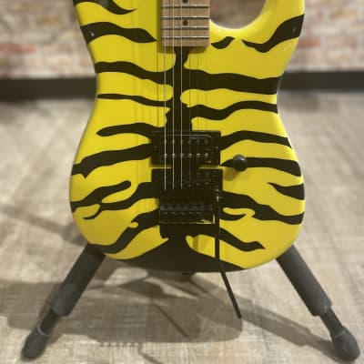 優待特典一覧 Yellow Signature Lynch George LTD ESP Tiger Reverb | スキー