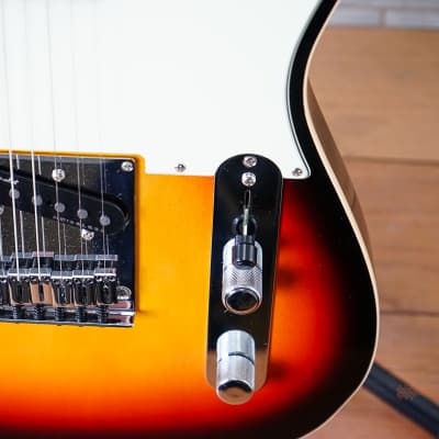 Fender American Ultra Telecaster with Maple Fretboard - Ultraburst image 7
