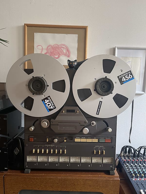 TASCAM 38 1/2 8-Track Reel to Reel Tape Recorder 1980s - Black