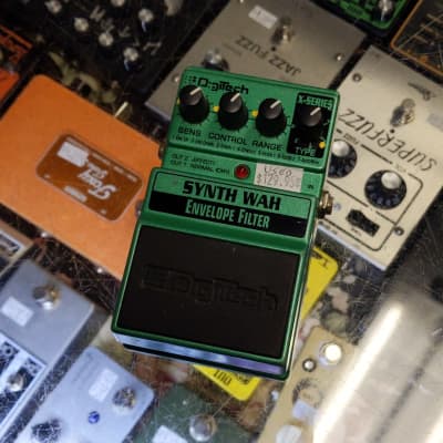 Digitech Synth Wah Envelope Filter | Reverb