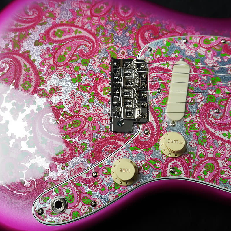 Rare 2025 Fender Japan Char Mustang Pink Paisley – Limited Edition