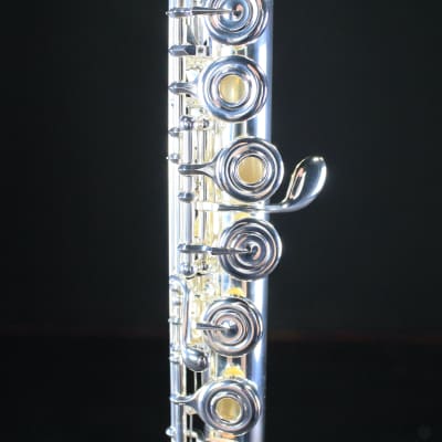 Yamaha YFL-462HLPGP 400-Series Intermediate Flute image 7